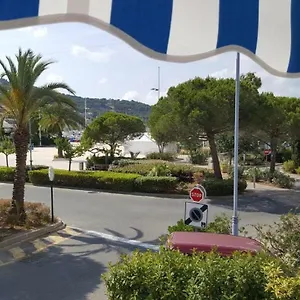 Anatole - T3 - Moderne - Climatisé - 1er étage - Très Grande Terrasse - Vue Magnifique Et Dégagée Saint-Mandrier-sur-Mer